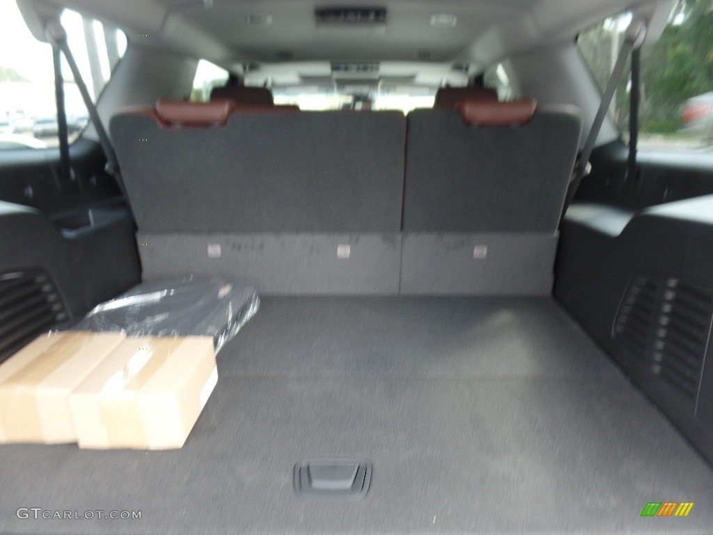 2020 Suburban Premier 4WD - Iridescent Pearl Tricoat / Jet Black/Mahogany photo #14
