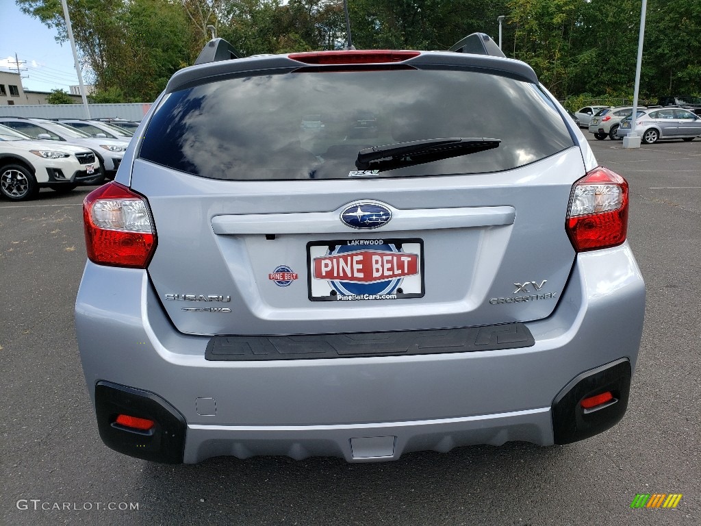 2015 XV Crosstrek 2.0i Premium - Ice Silver Metallic / Black photo #6