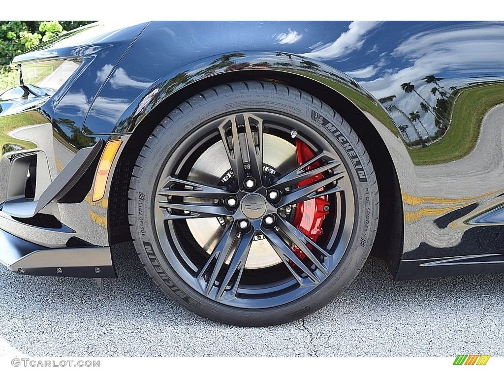 2019 Chevrolet Camaro ZL1 Coupe Wheel Photo #135348161