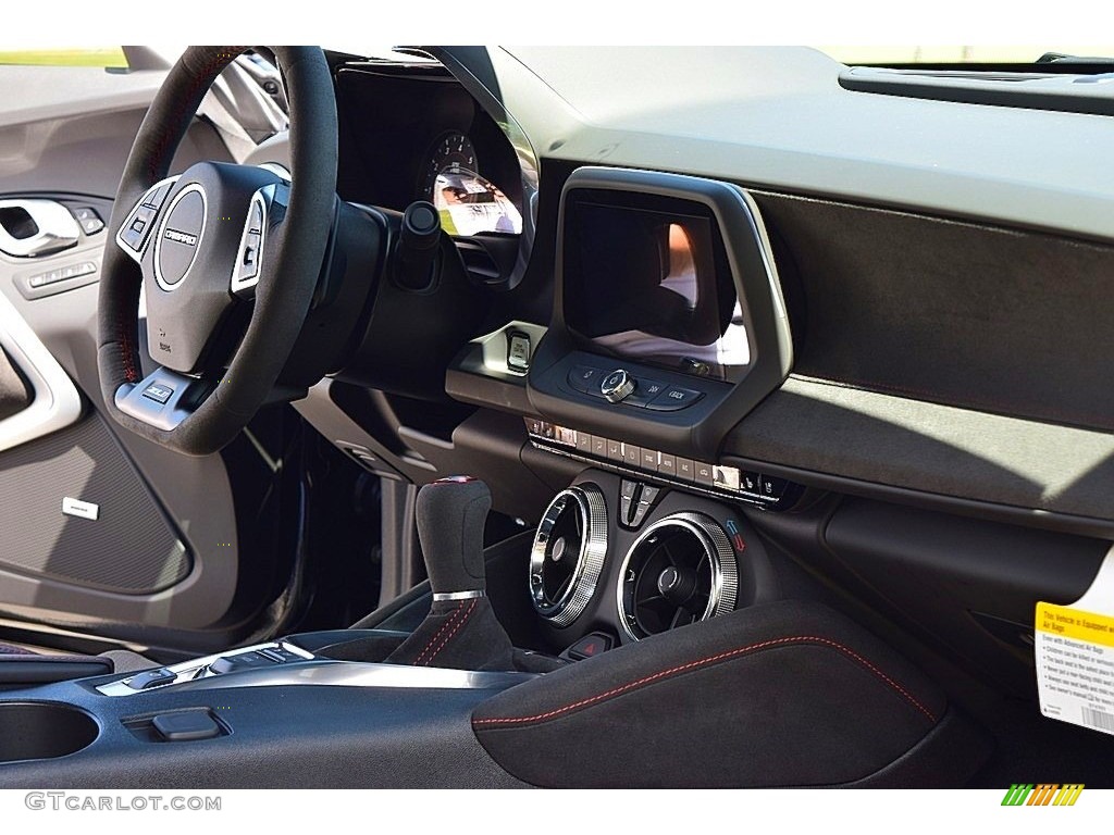 2019 Camaro ZL1 Coupe - Black / Jet Black photo #46