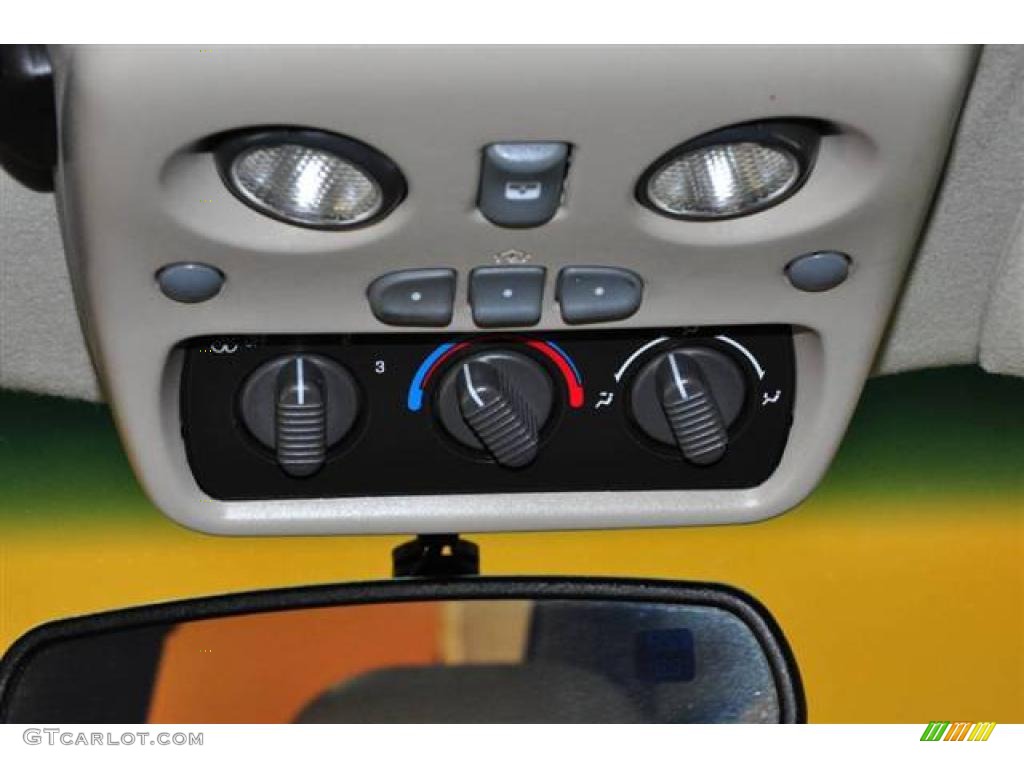 2001 Suburban 2500 LT 4x4 - Forest Green Metallic / Tan photo #32