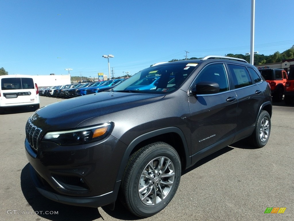 2020 Cherokee Latitude Plus 4x4 - Granite Crystal Metallic / Black photo #1