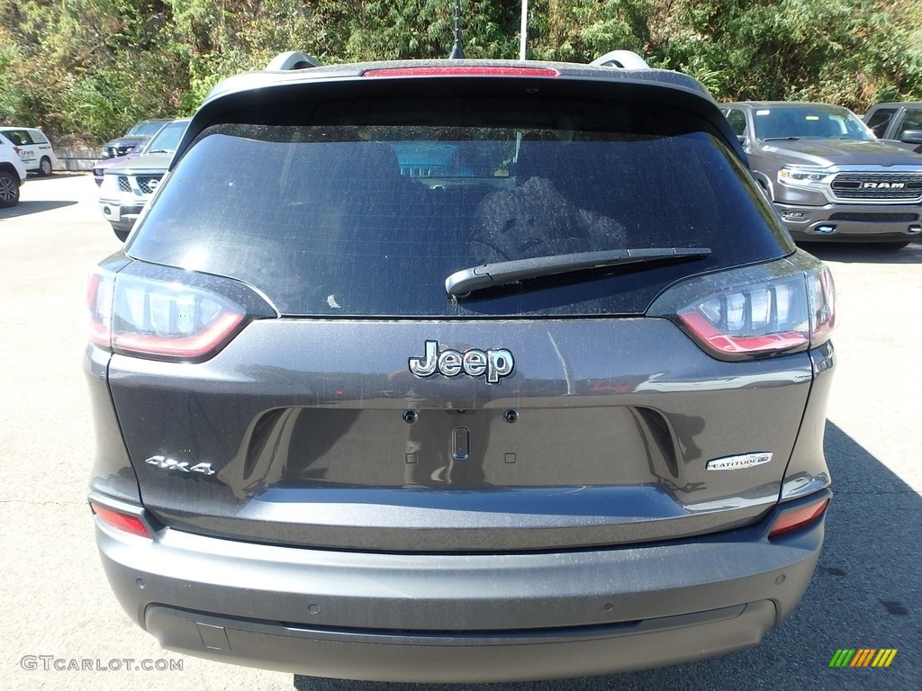 2020 Cherokee Latitude Plus 4x4 - Granite Crystal Metallic / Black photo #4