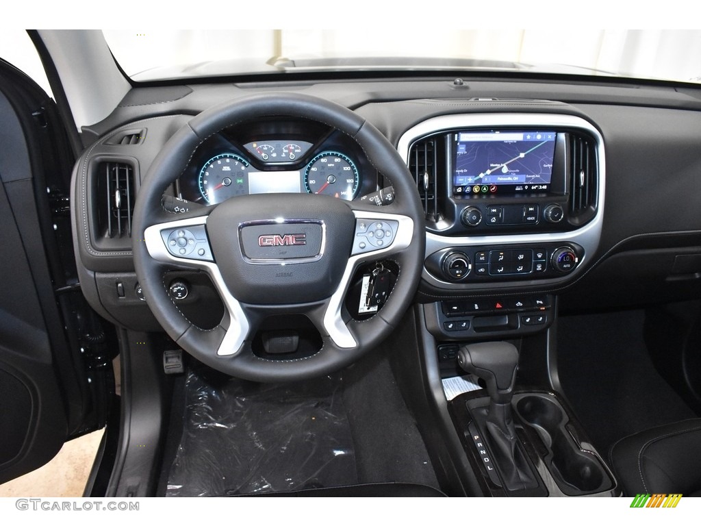 2020 GMC Canyon SLT Crew Cab 4x4 Jet Black Dashboard Photo #135350108