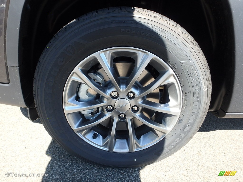 2020 Cherokee Latitude Plus 4x4 - Granite Crystal Metallic / Black photo #10