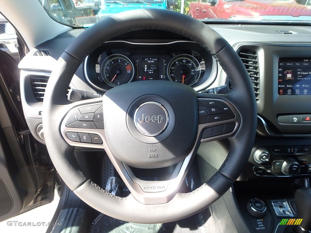 2020 Cherokee Latitude Plus 4x4 - Granite Crystal Metallic / Black photo #18