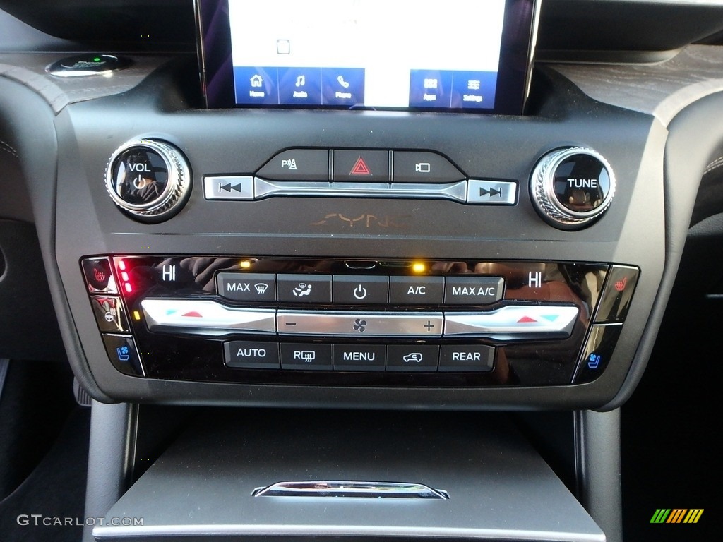 2020 Ford Explorer Platinum 4WD Controls Photo #135352694