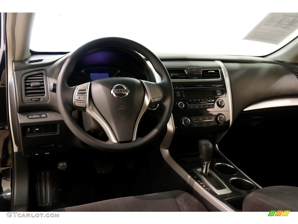 2013 Altima 2.5 S - Super Black / Charcoal photo #6