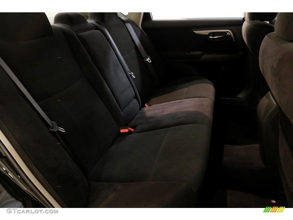 2013 Altima 2.5 S - Super Black / Charcoal photo #12