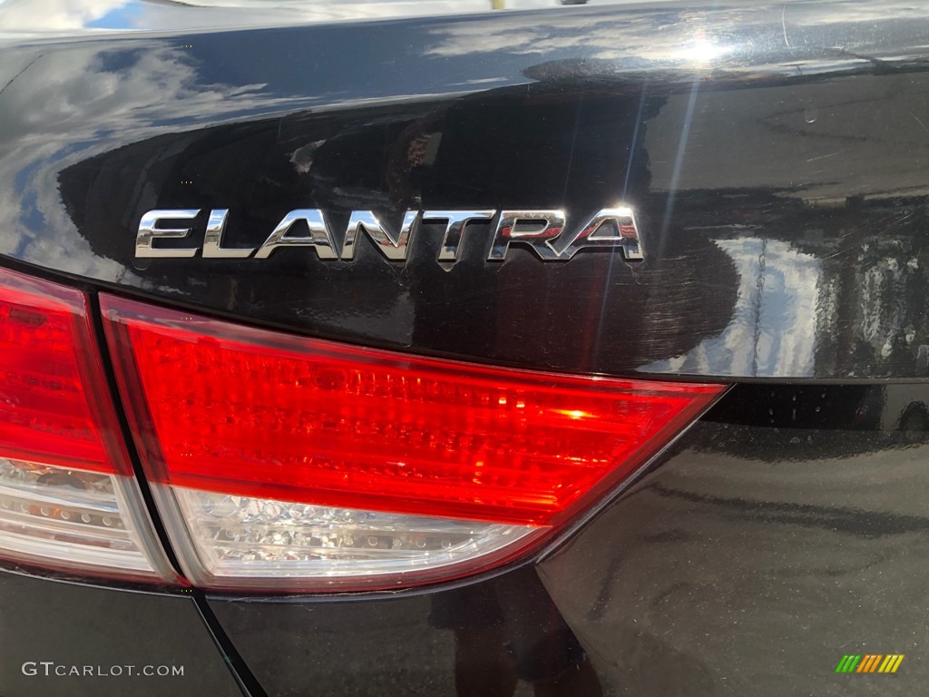 2012 Elantra Limited - Midnight Black / Black photo #24