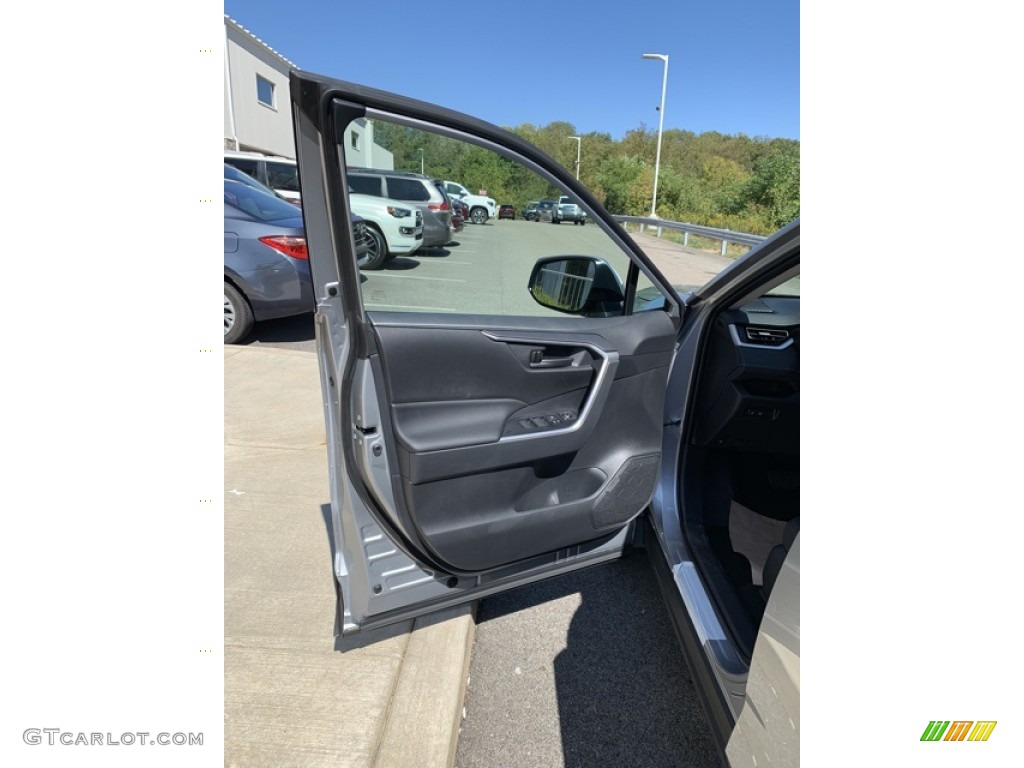 2019 RAV4 LE AWD Hybrid - Silver Sky Metallic / Black photo #4