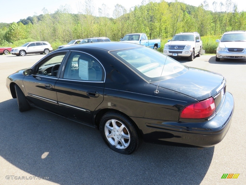 2001 Sable LS Premium Sedan - Vibrant White / Medium Graphite photo #5