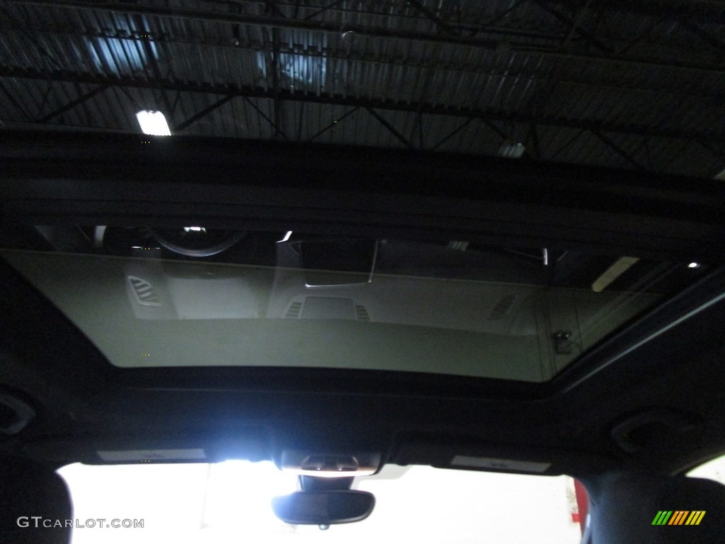 2019 X1 xDrive28i - Jet Black / Black photo #19