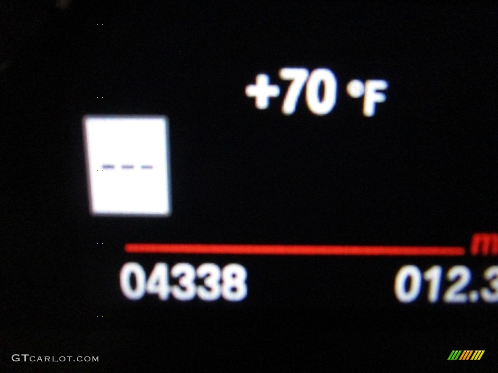 2019 X1 xDrive28i - Jet Black / Black photo #22