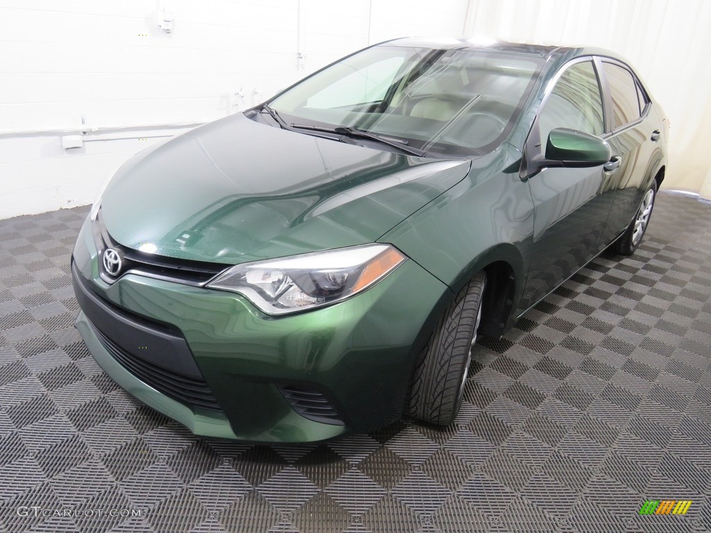 2014 Corolla LE - 4Evergreen Mica / Ivory photo #8