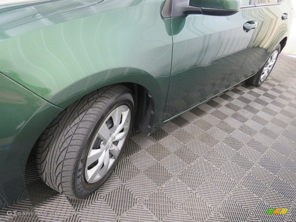 2014 Corolla LE - 4Evergreen Mica / Ivory photo #9