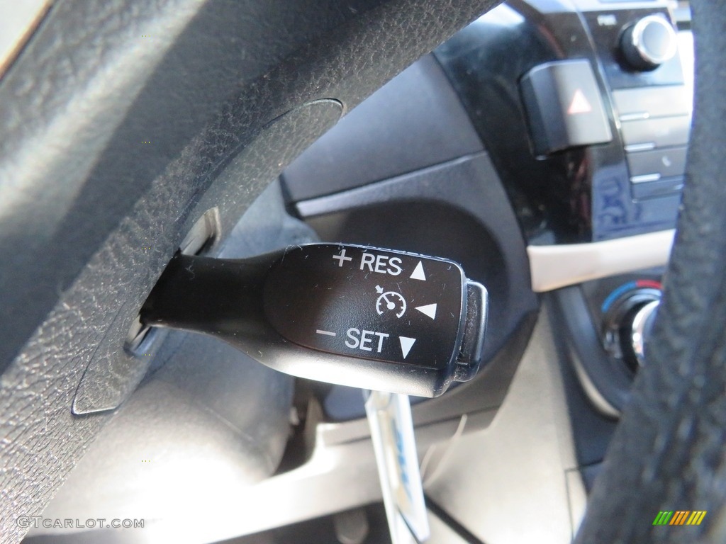 2014 Corolla LE - 4Evergreen Mica / Ivory photo #24