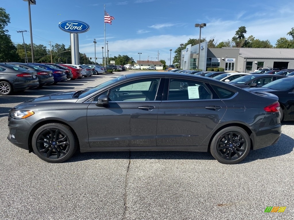 Magnetic Metallic 2020 Ford Fusion SE Exterior Photo #135355313