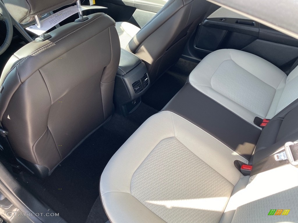 2020 Ford Fusion SE Rear Seat Photo #135355379
