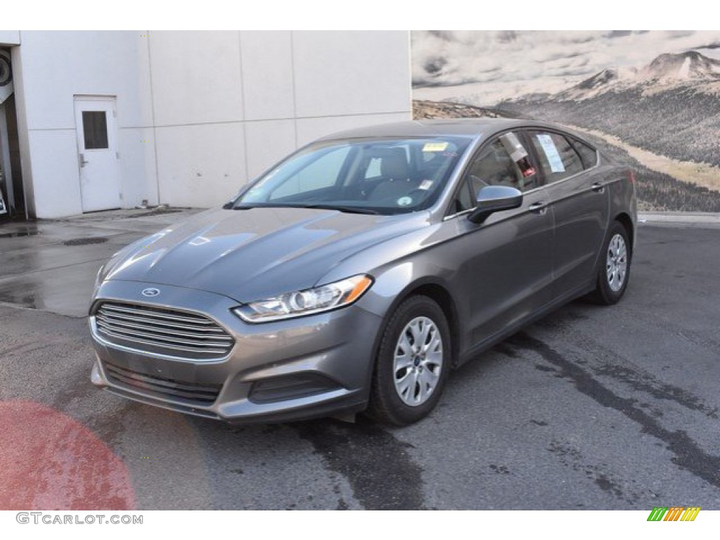 2014 Fusion S - Sterling Gray / Earth Gray photo #2