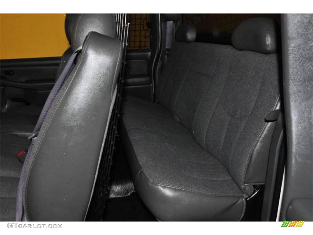 2004 Silverado 2500HD LS Extended Cab 4x4 - Summit White / Dark Charcoal photo #10