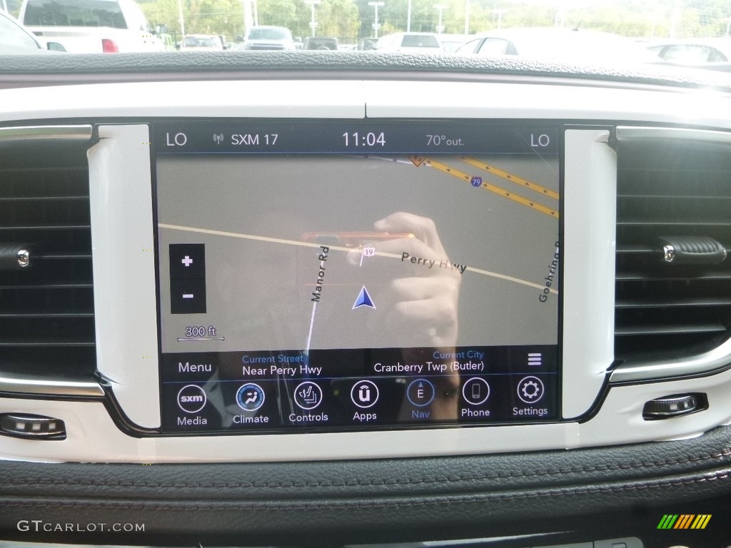 2020 Chrysler Pacifica Limited Navigation Photos