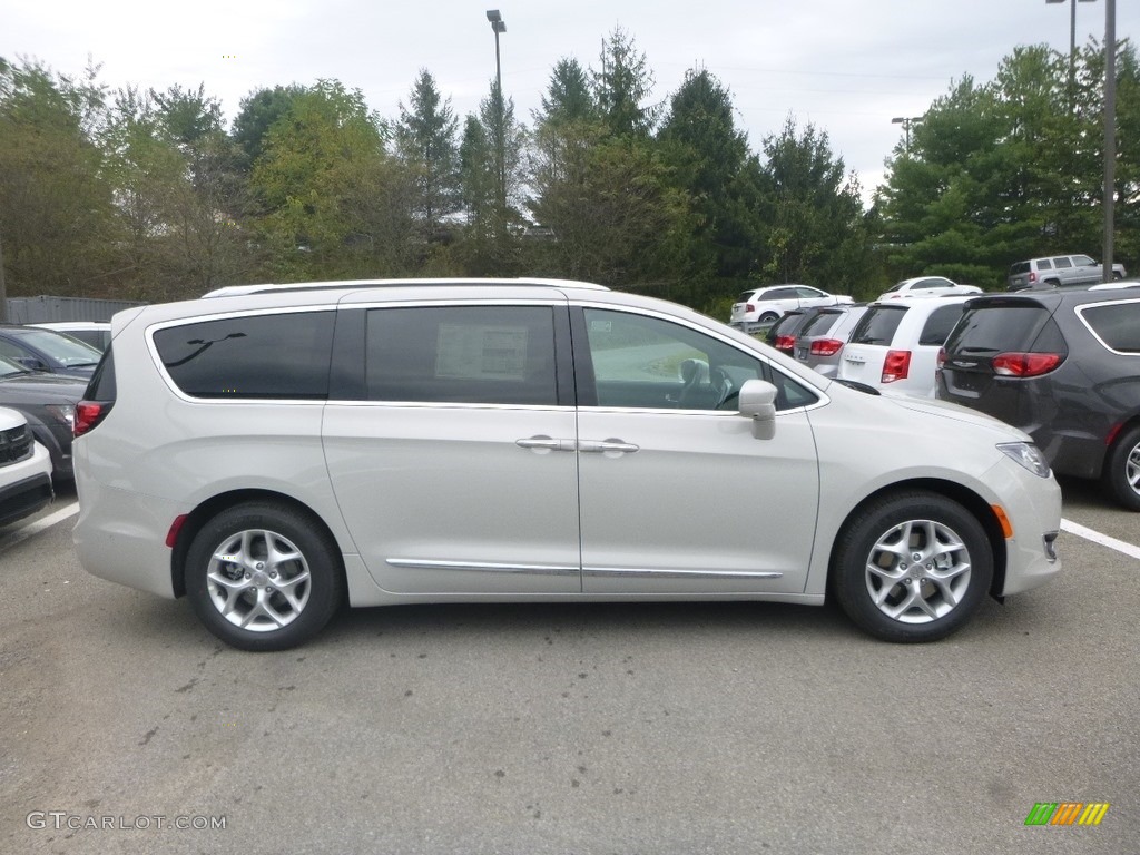 2020 Pacifica Touring L Plus - Luxury White Pearl / Black photo #6