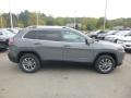 Sting-Gray - Cherokee Latitude Plus 4x4 Photo No. 6