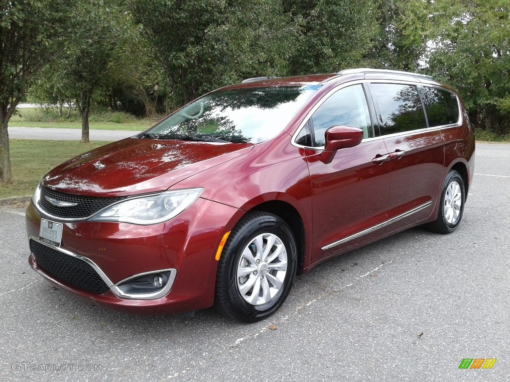 2018 Pacifica Touring L - Velvet Red Pearl / Black/Alloy photo #2