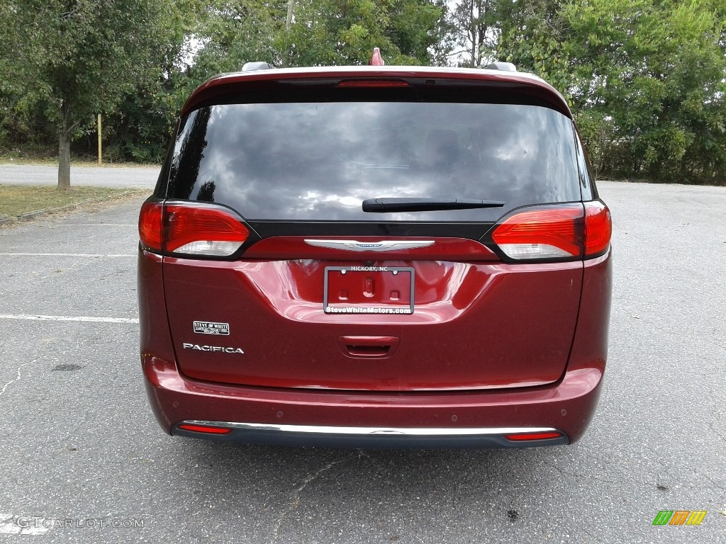 2018 Pacifica Touring L - Velvet Red Pearl / Black/Alloy photo #7