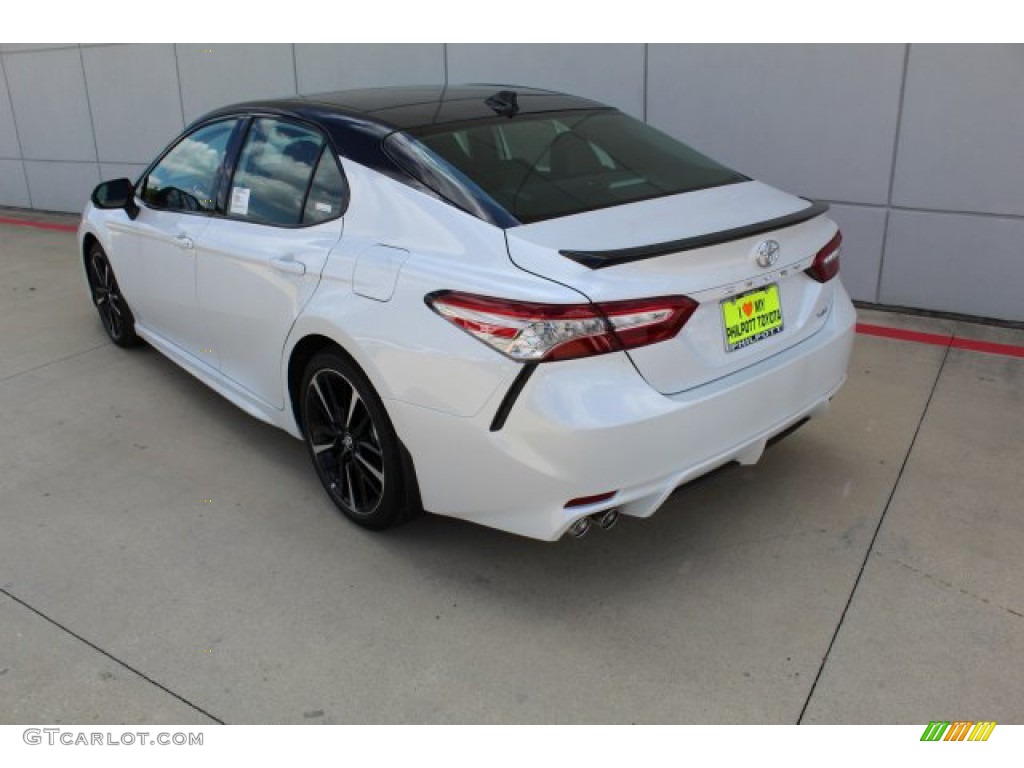 2019 Camry XSE - Midnight Black Metallic / Black photo #6