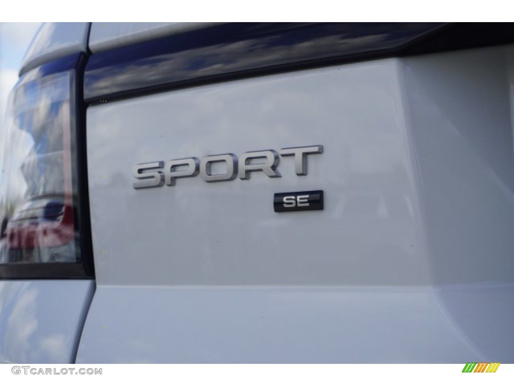 2020 Land Rover Range Rover Sport SE Marks and Logos Photos