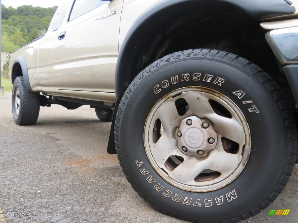 2001 Tacoma V6 Xtracab 4x4 - Mystic Gold Metallic / Oak Beige photo #3