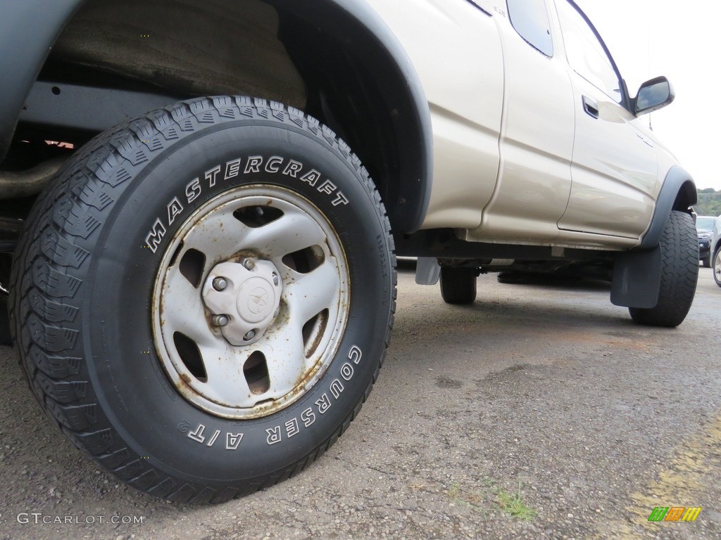 2001 Tacoma V6 Xtracab 4x4 - Mystic Gold Metallic / Oak Beige photo #14