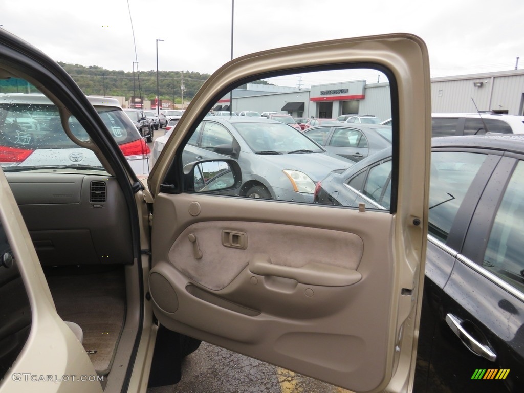 2001 Tacoma V6 Xtracab 4x4 - Mystic Gold Metallic / Oak Beige photo #20