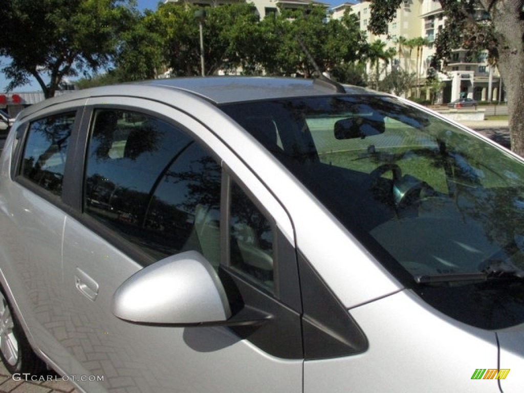 2013 Spark LT - Silver Ice / Dark Pewter/Silver photo #43