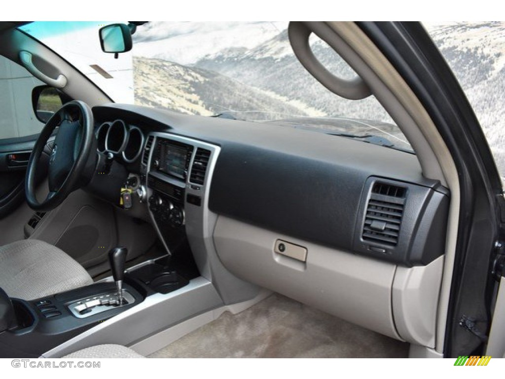 2005 4Runner SR5 4x4 - Galactic Gray Mica / Stone photo #16