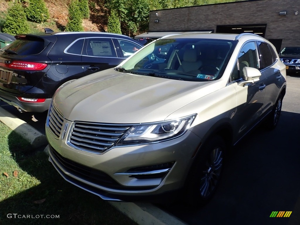 2017 MKC Reserve AWD - White Gold / Cappuccino photo #1