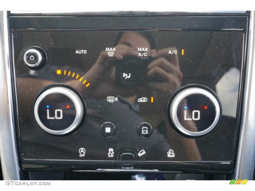 2020 Land Rover Discovery Sport S Controls Photo #135397238