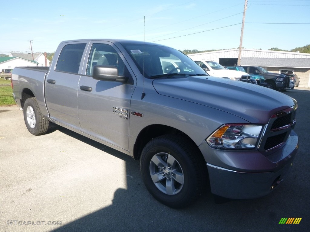2019 1500 Classic Tradesman Crew Cab 4x4 - Billett Silver Metallic / Black/Diesel Gray photo #7