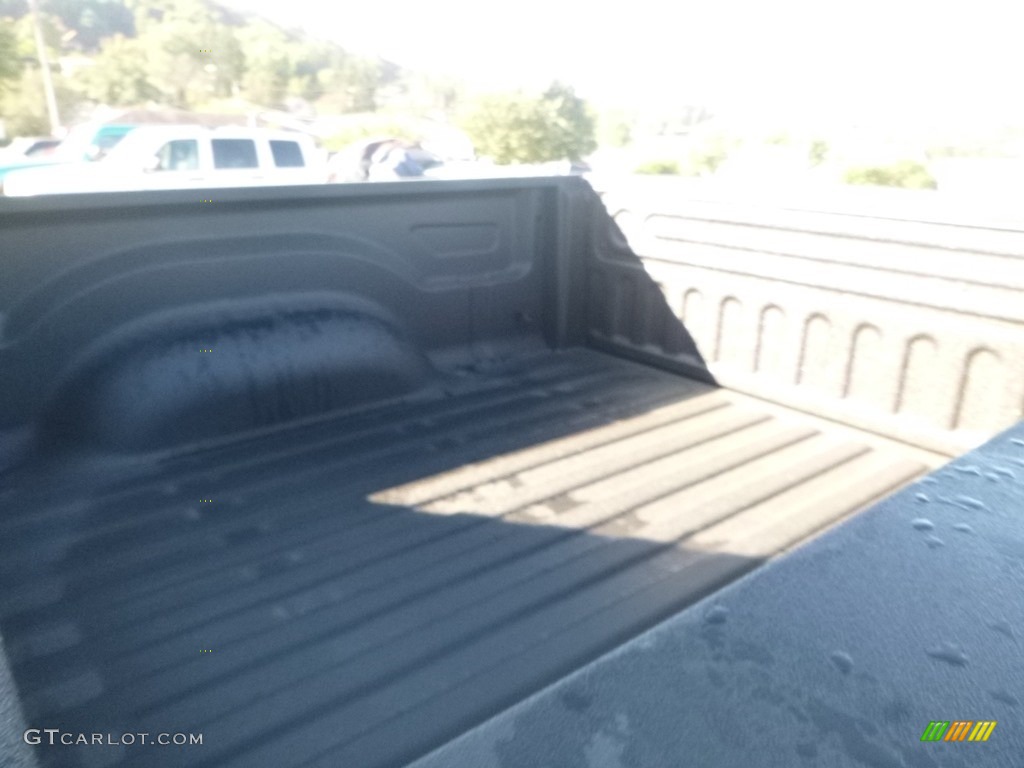 2019 1500 Classic Tradesman Crew Cab 4x4 - Billett Silver Metallic / Black/Diesel Gray photo #11