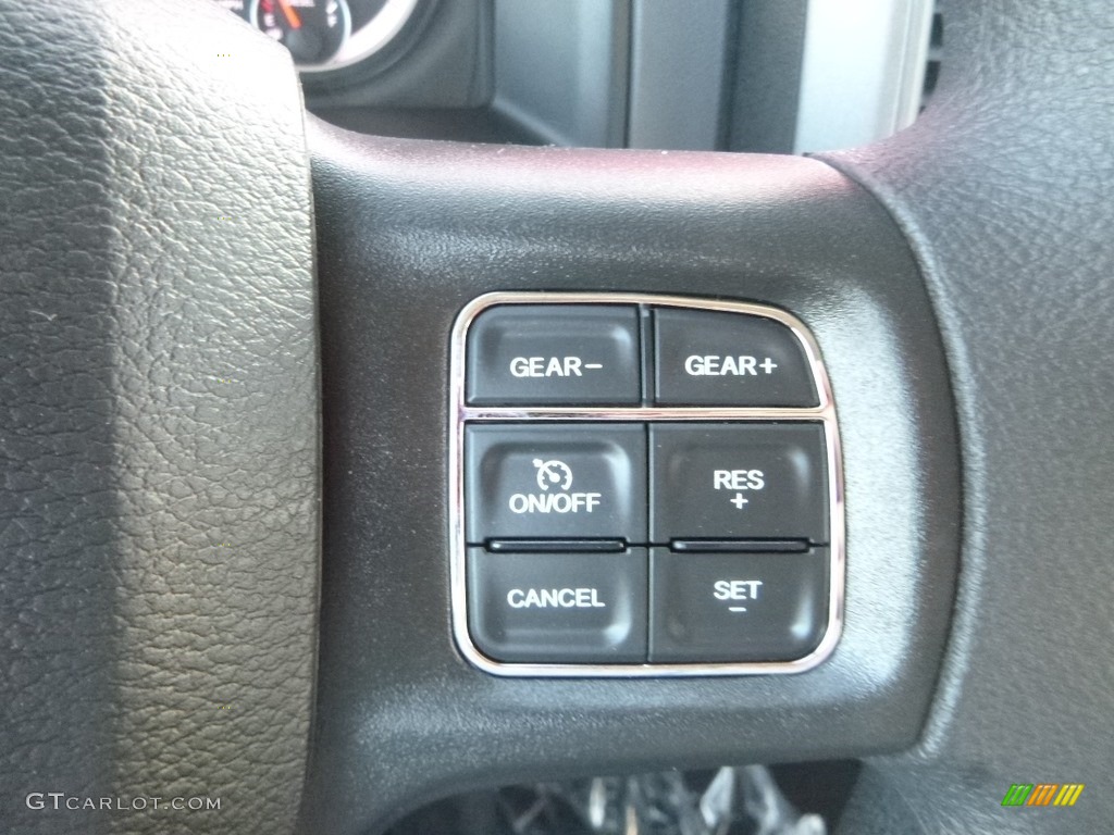 2019 1500 Classic Tradesman Crew Cab 4x4 - Billett Silver Metallic / Black/Diesel Gray photo #18