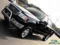 2005 Black Ford F150 Lariat SuperCrew 4x4  photo #31