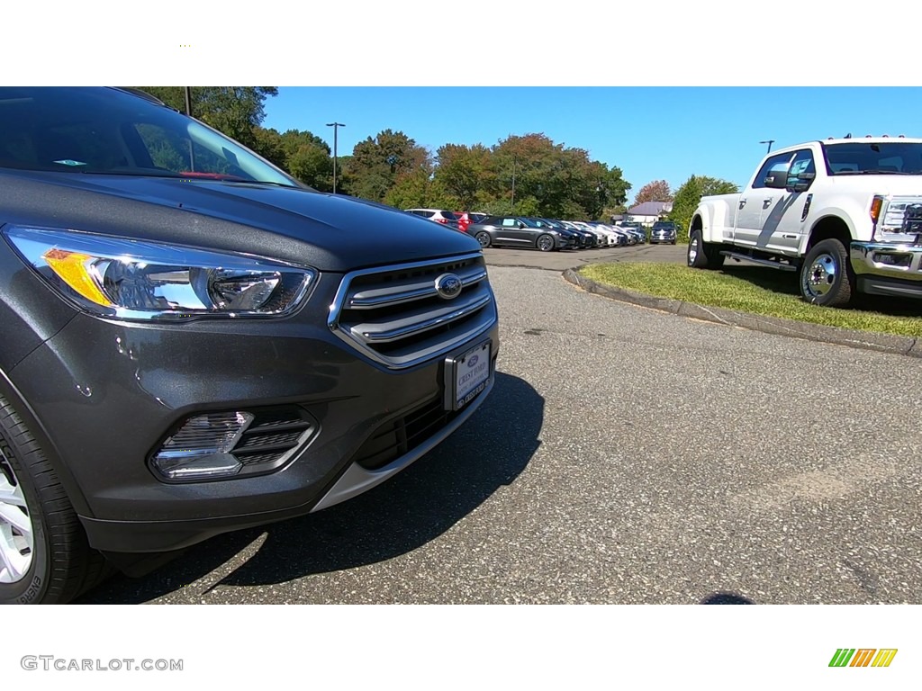 2018 Escape SE 4WD - Magnetic / Charcoal Black photo #28