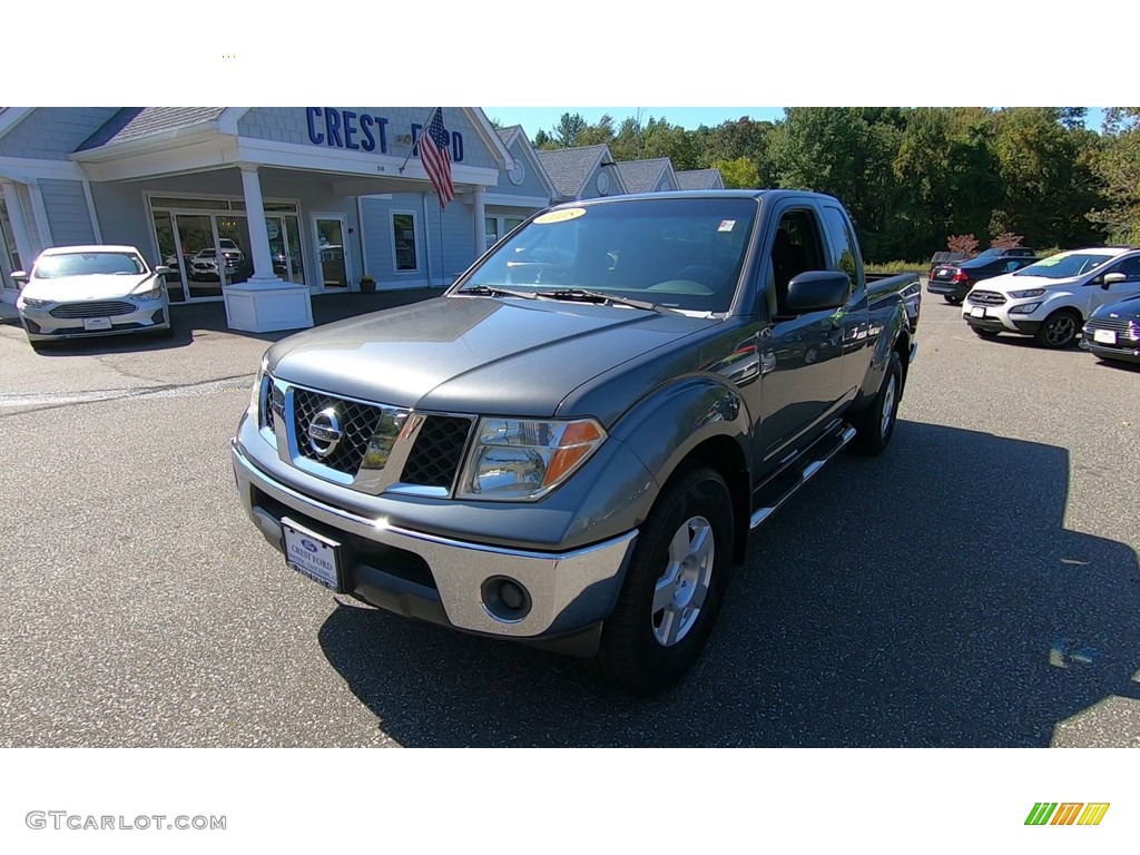 2008 Frontier SE King Cab 4x4 - Storm Grey / Charcoal Black photo #3