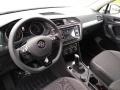 Pure White - Tiguan S 4MOTION Photo No. 4