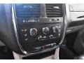 2018 Granite Pearl Dodge Grand Caravan SXT  photo #15