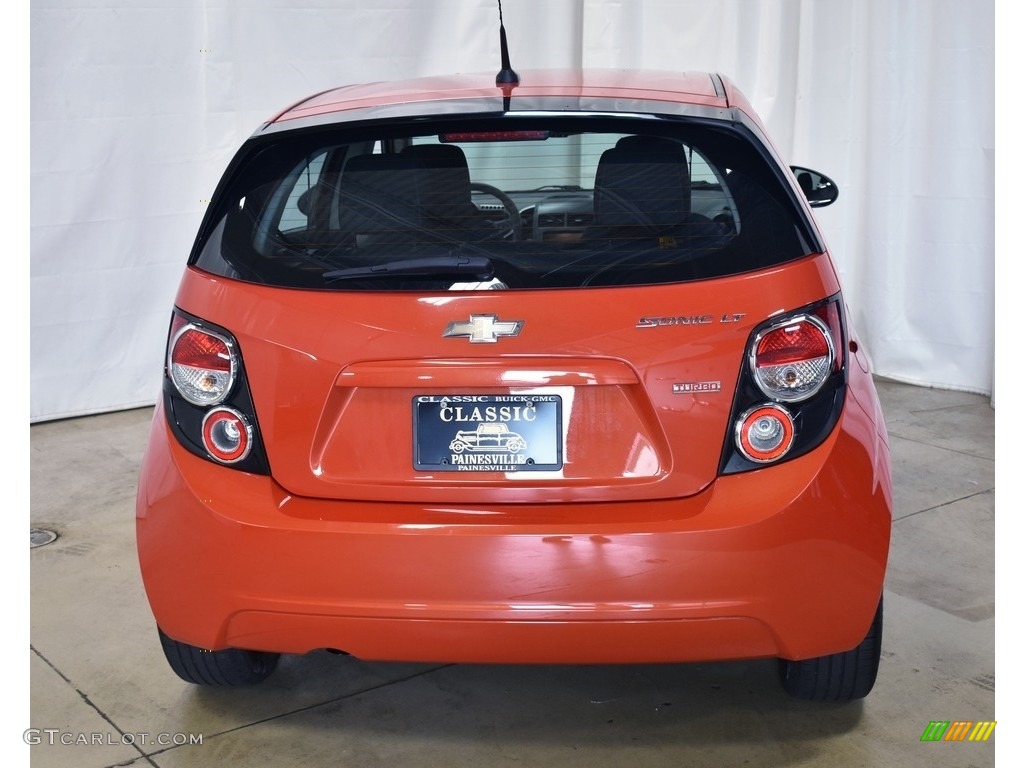 2013 Sonic LT Hatch - Inferno Orange Metallic / Jet Black/Dark Titanium photo #3