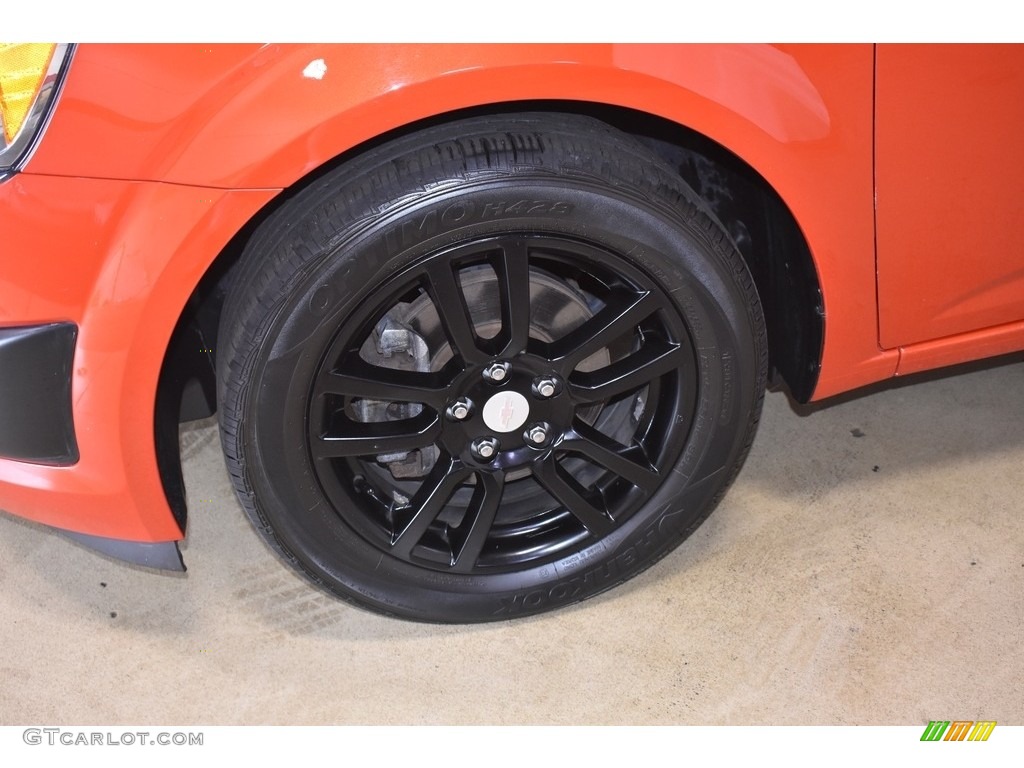 2013 Sonic LT Hatch - Inferno Orange Metallic / Jet Black/Dark Titanium photo #5