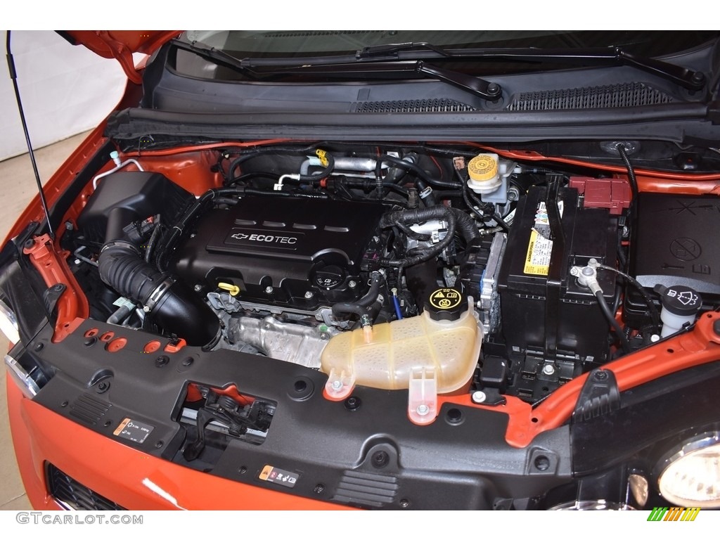2013 Sonic LT Hatch - Inferno Orange Metallic / Jet Black/Dark Titanium photo #6